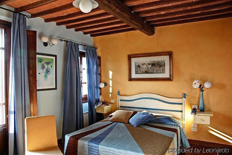 Hotel Borgo Tre Rose Valiano Exteriér fotografie